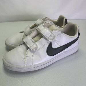 Nike Court Royale PSV Kids Sneakers White Black Hook Loop Straps Size 2Y